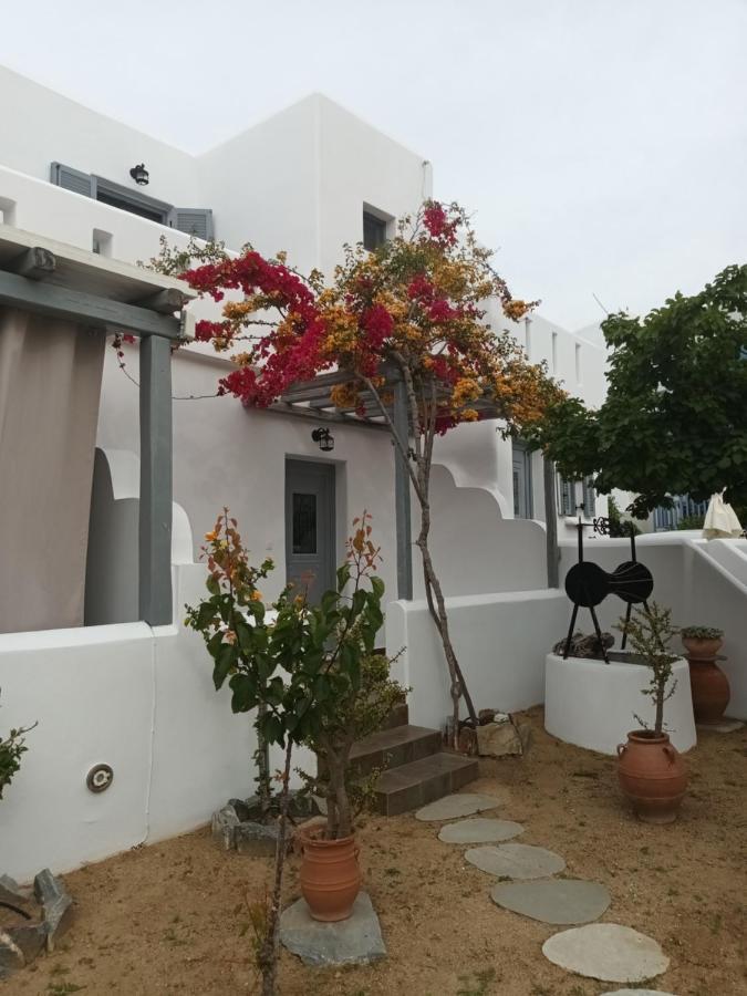 Agia Anna  Theofanis Studios מראה חיצוני תמונה