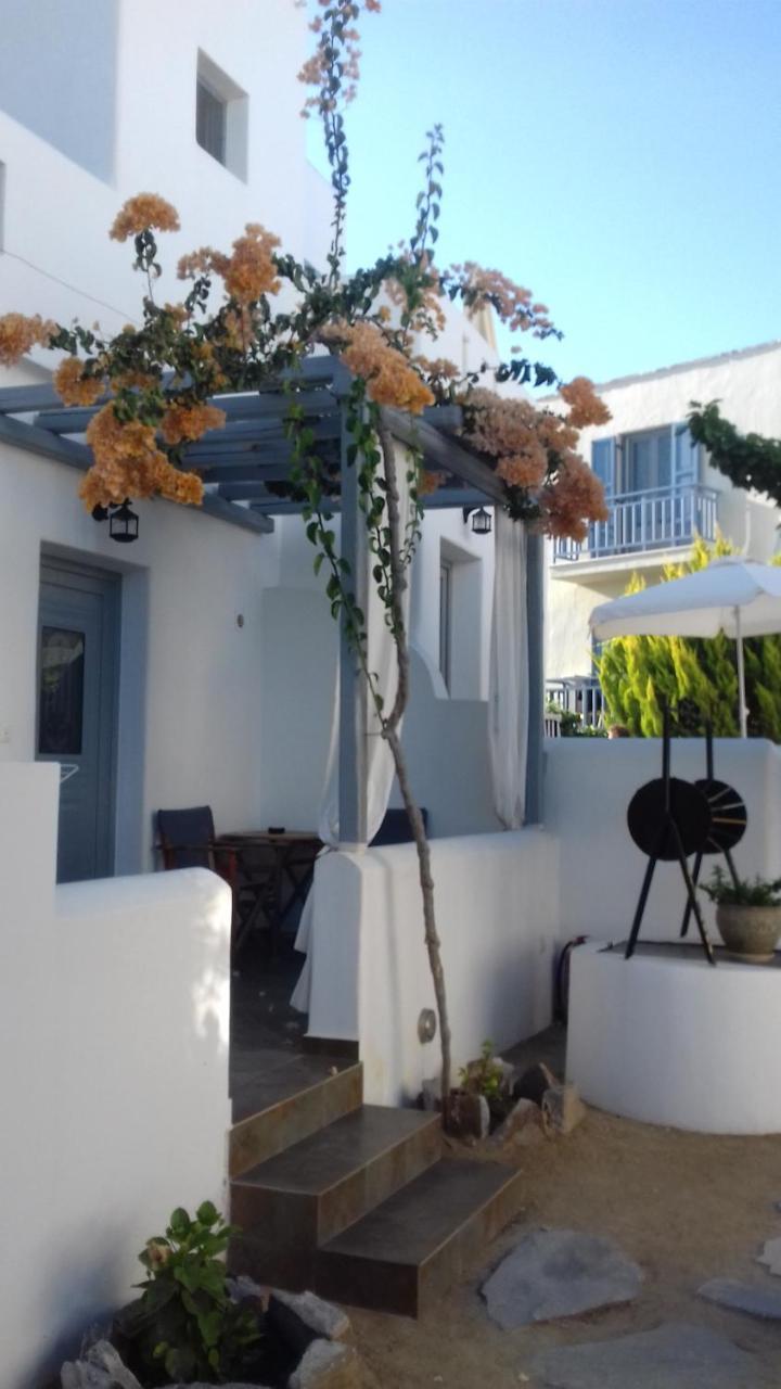 Agia Anna  Theofanis Studios מראה חיצוני תמונה